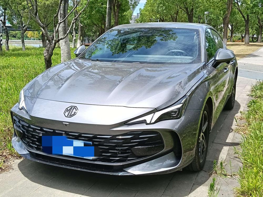 SAIC MG7 2023 1.5T DCT Ultimate Deluxe Edition