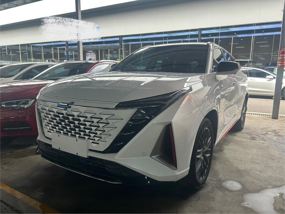 Changan Changan Auchan Z6 2022 Blue Whale 1.5T DCT Smart Model