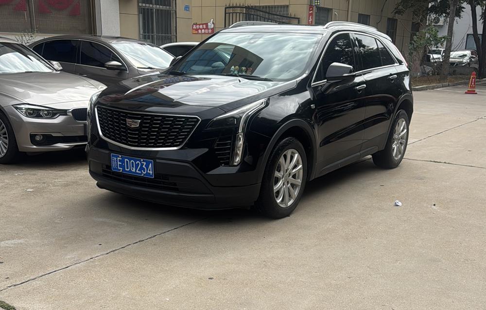 SAIC-GM_Cadillac Cadillac XT4 2020 facelift 28T two-wheel drive luxury sports model