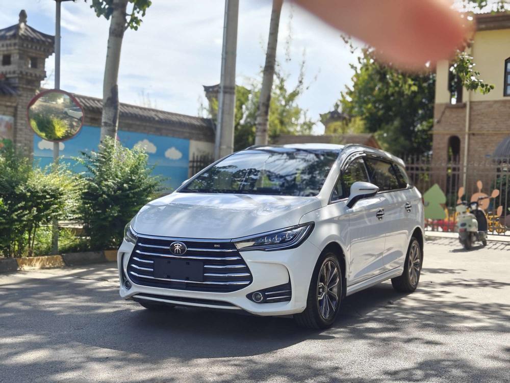 BYD Song MAX 2019 1.5T automatic smart connected smart model 6 seats National VI