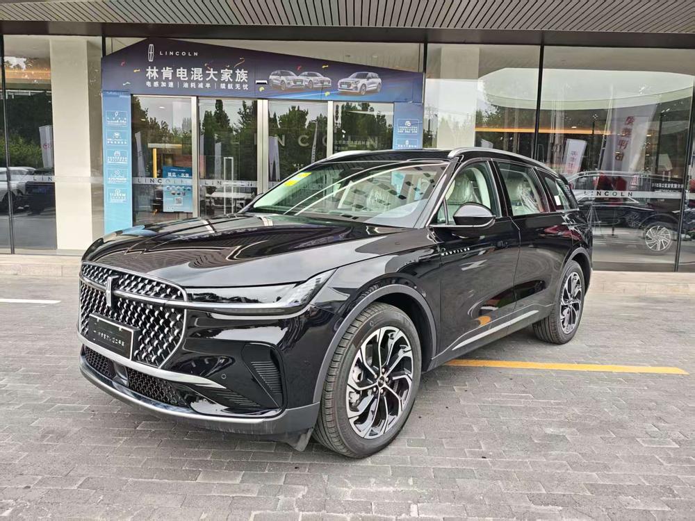 Lincoln Voyager 2026 2.0T four-wheel drive President
