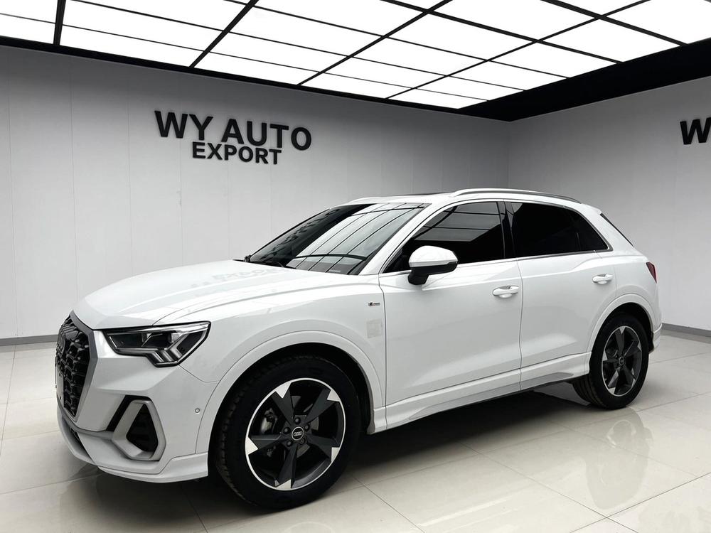 Audi Audi Q3 2022 35 TFSI Fashionable and Dynamic