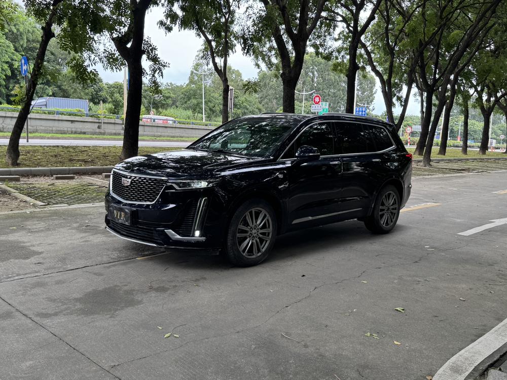 SAIC-GM_Cadillac Cadillac XT6 2022 2.0T seven-seat two-wheel drive luxury model