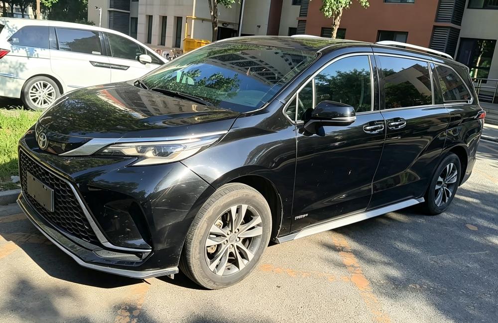 Toyota Grevia 2024 Intelligent Electric Hybrid Dual Engine 2.5L Four-wheel Drive Premium PLUS Edition