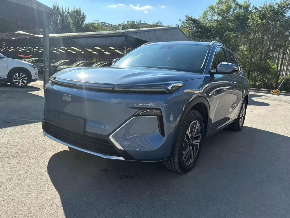 Geely Galaxy Starship 7 EM-i 2025 120KM Pilot Edition