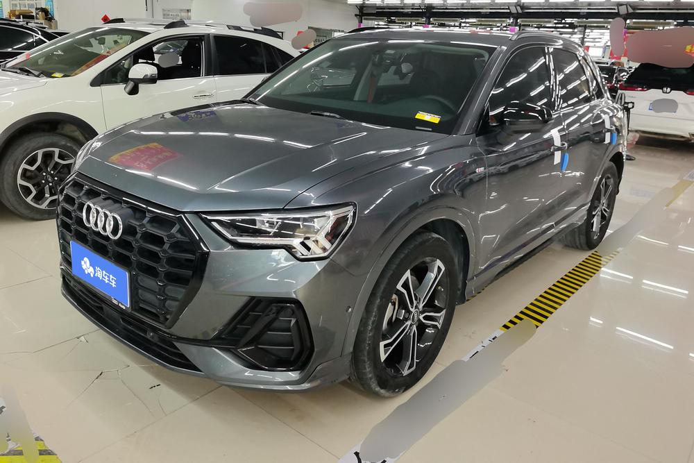 Audi Audi Q3 2021 40 TFSI Fashionable and Dynamic