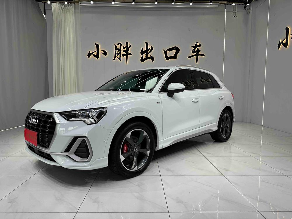 Audi Audi Q3 2022 35 TFSI Fashionable and Dynamic
