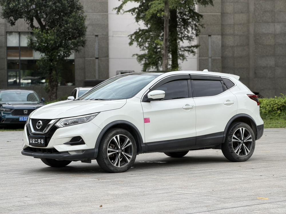 Nissan Qashqai 2019 2.0L CVT Deluxe Edition