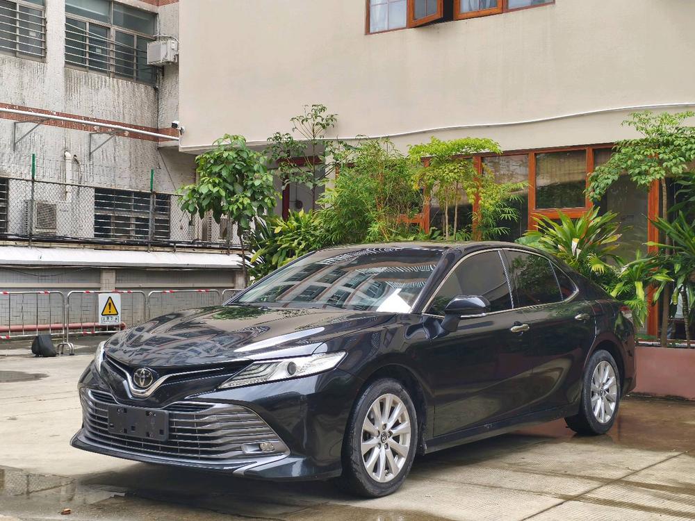Toyota Camry 2019 facelift 2.0G Deluxe Edition