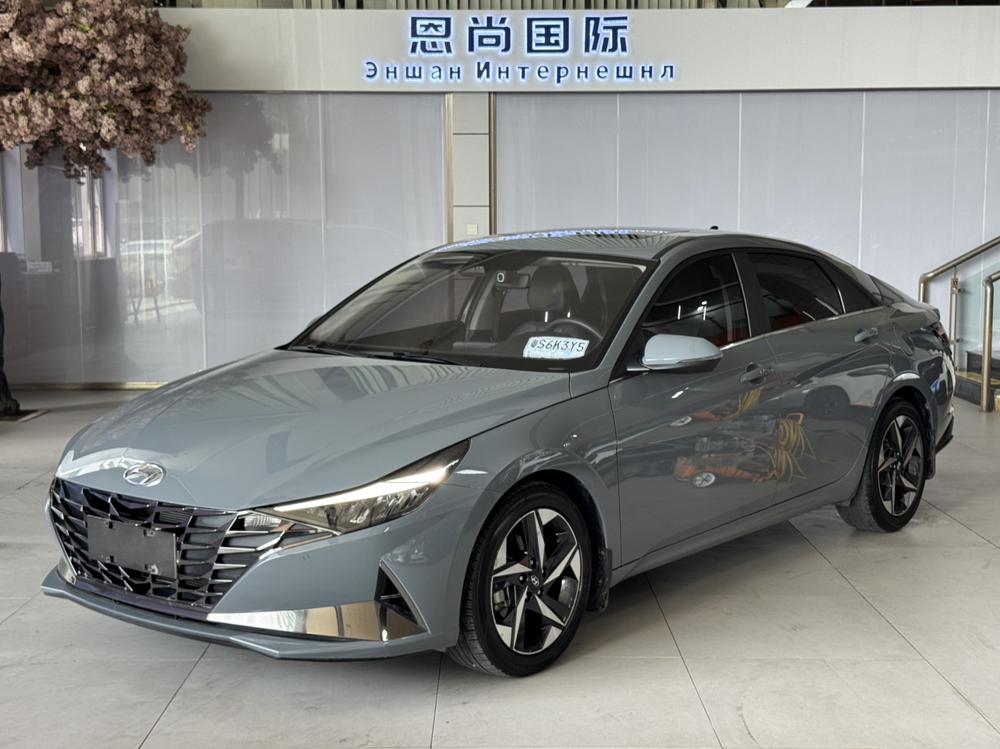 Hyundai Elantra 2022 1.5L CVT LUX Premium Edition
