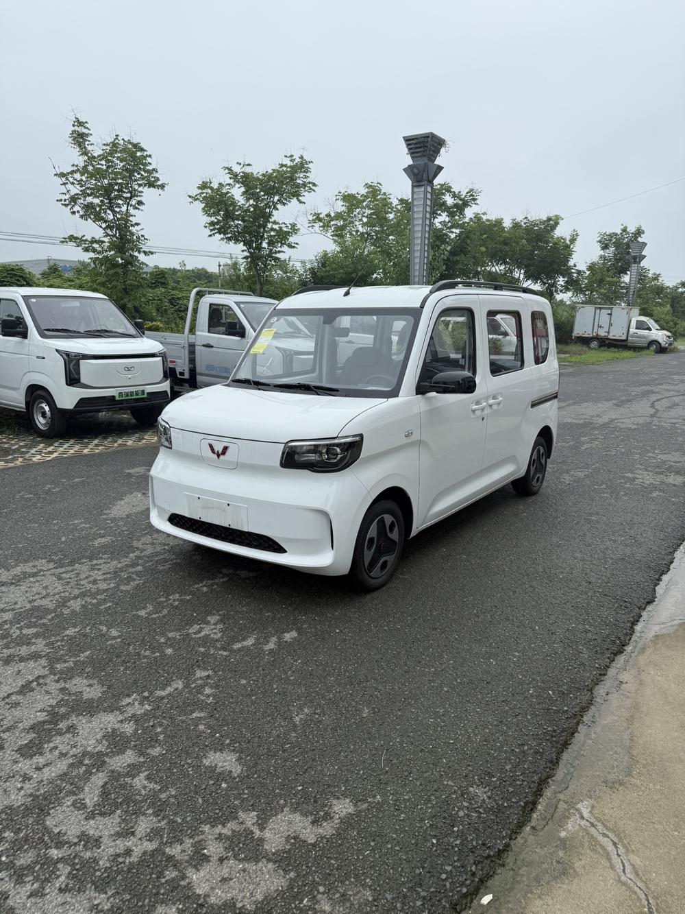 Wuling Wuling Zhiguang EV 2025 comfort model