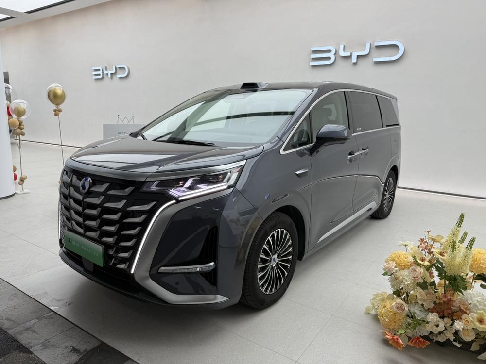 Denza_Motors Denza D9 DM 2025 smart driving version 1020 four-wheel drive flagship model