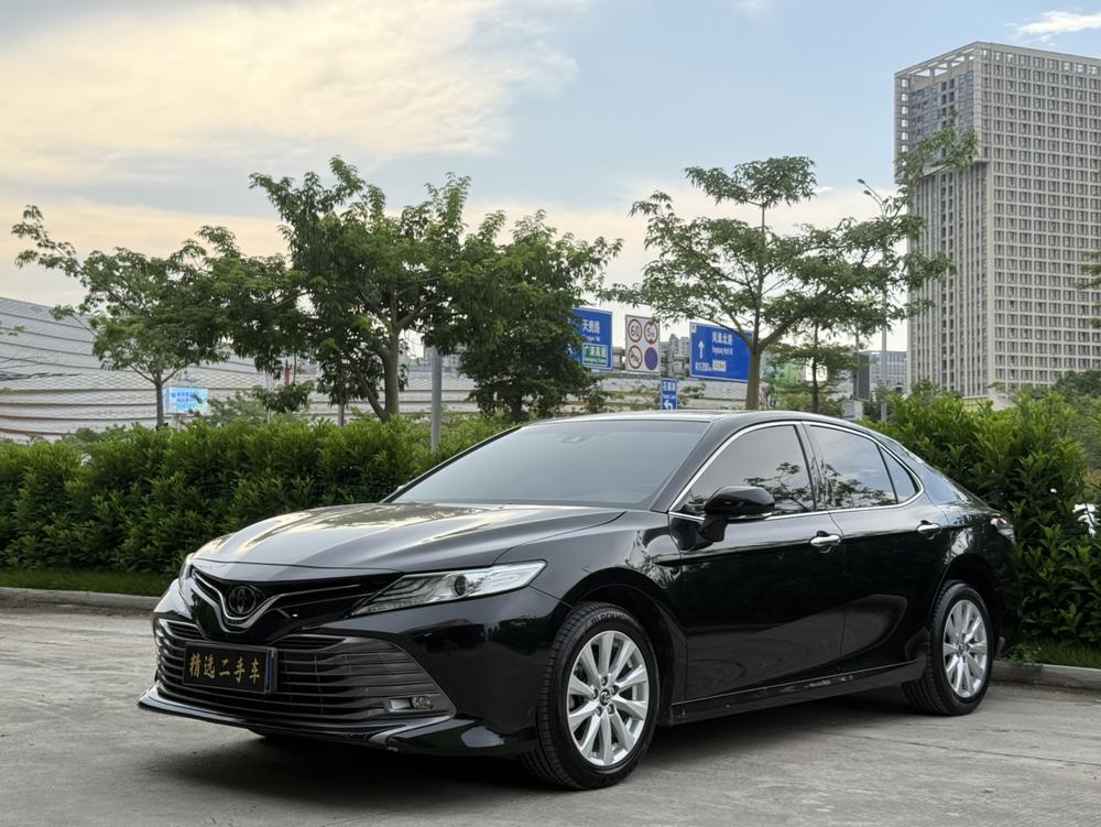 Toyota Camry 2019 facelift 2.0G Deluxe Edition