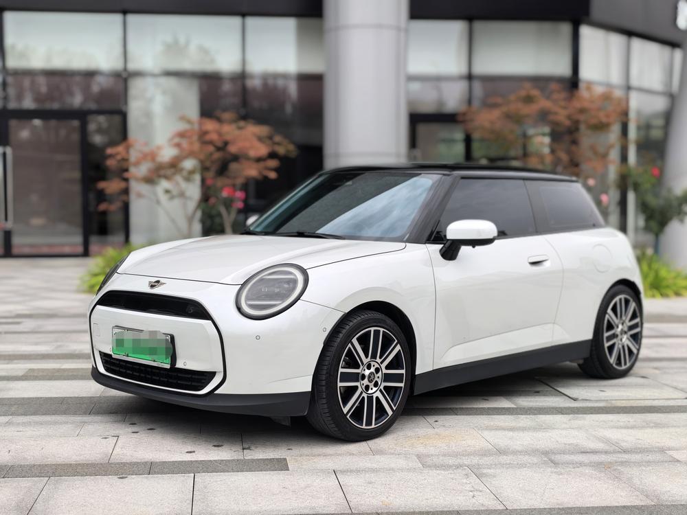 beam_car Electric MINI COOPER 2024 COOPER E Classic