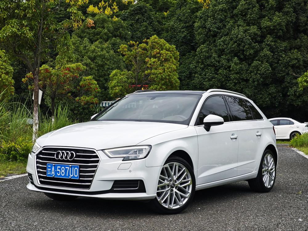 Audi Audi A3 2018 30th Anniversary Model Sportback 35 TFSI Fashion Model