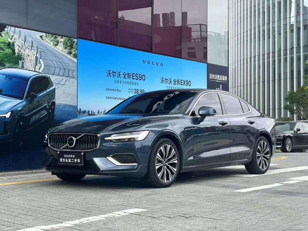 Volvo_Asia_Pacific Volvo S60 2026 B4 Zhiyuan Luxury Edition