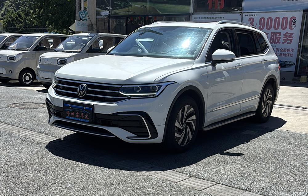 Volkswagen Tiguan L 2024 Outstanding Model 330TSI Two-wheel Drive R-Line Longyao Edition