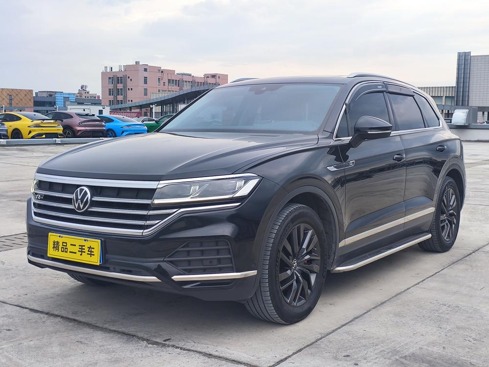 Volkswagen Touareg 2022 2.0TSI Pilot Special Edition