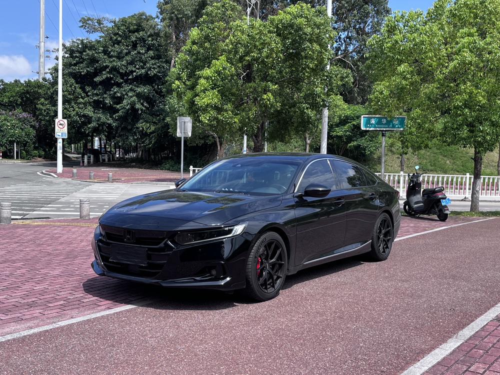 Honda Accord 2022 260TURBO Deluxe Edition