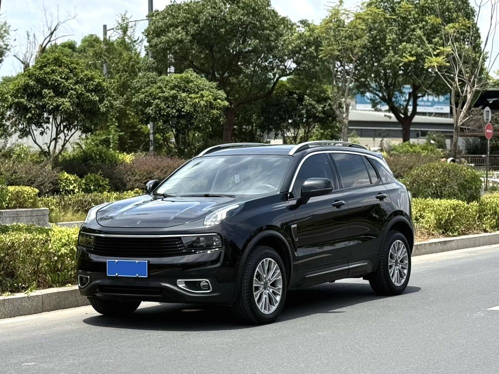 Lynk_&_Co Lynk & Co 01 2018 2.0T two-wheel drive + version