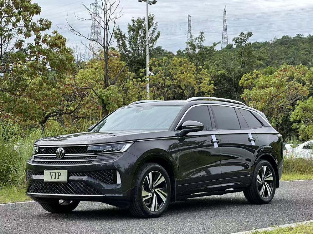 Volkswagen Lan Xun 2024 380TSI four-wheel drive R-line cruising model