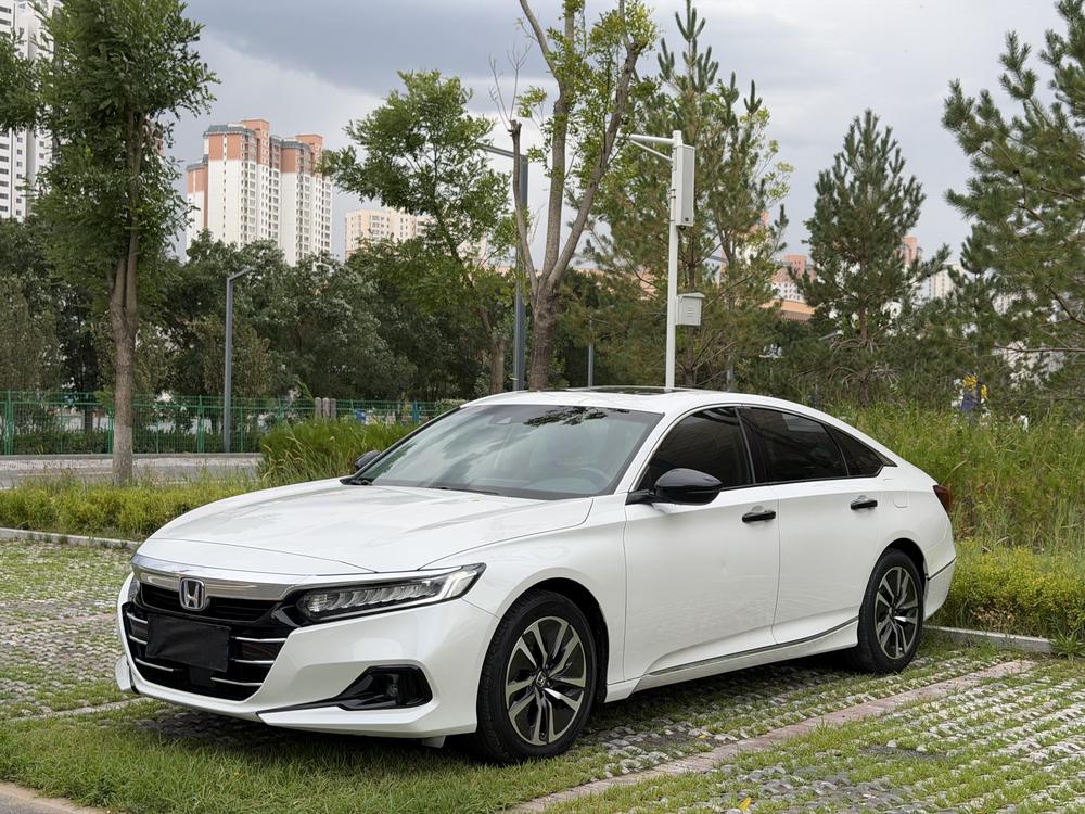 Honda Accord 2022 Sharp Hybrid 2.0L Sharp Collar Edition