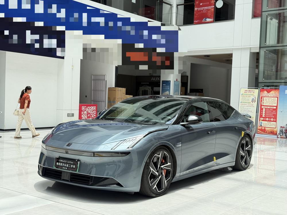Lynk_&_Co Lynk & Co Z10 2024 95kWh 702km four-wheel drive smart driving Ultra
