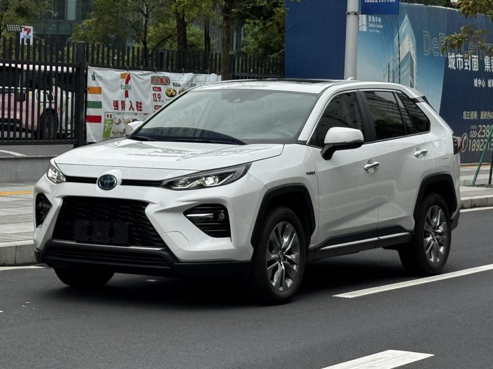 Toyota Wilanda 2022 Dual Engine 2.5L Two-wheel Drive Premium Edition