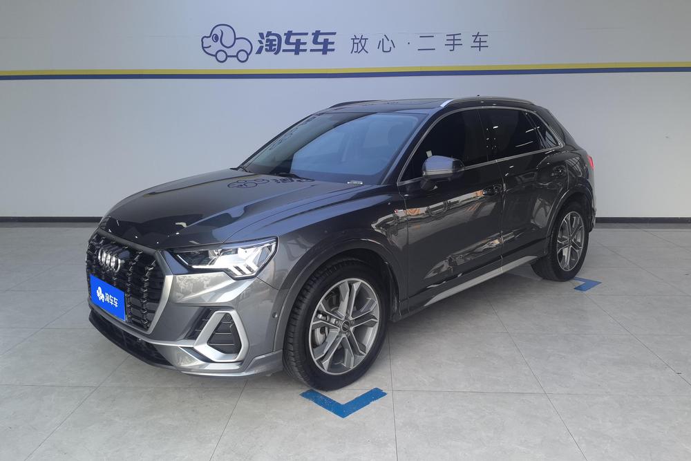 Audi Audi Q3 2022 40 TFSI Fashionable and Dynamic