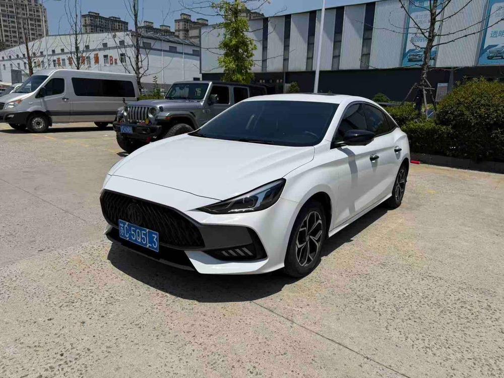 SAIC MG5 2023 180DVVT CVT Youth Deluxe Edition