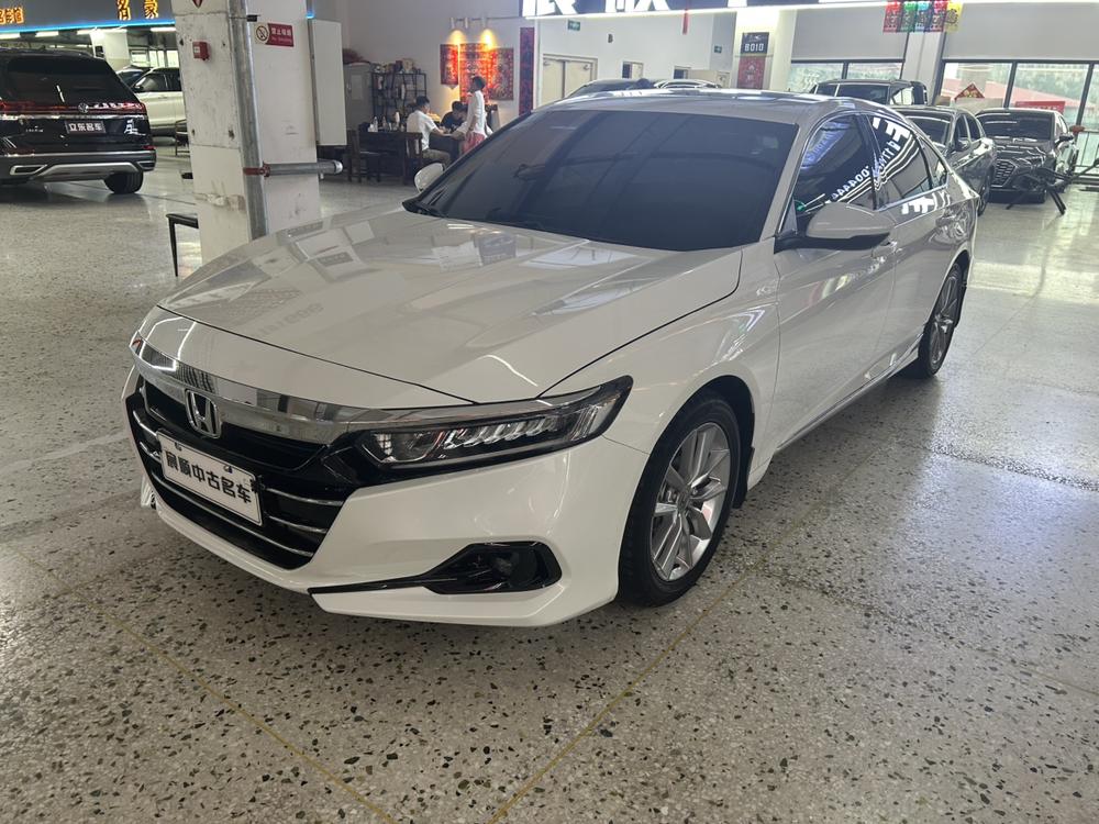 Honda Accord 2022 260TURBO Deluxe Edition