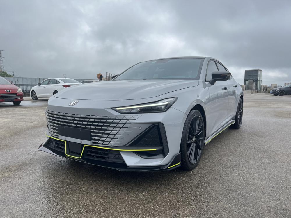 Changan Changan UNI-V 2022 1.5T sports version