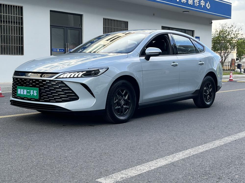 BYD Qin PLUS DM 2025 smart driving version DM-i 55KM leading model