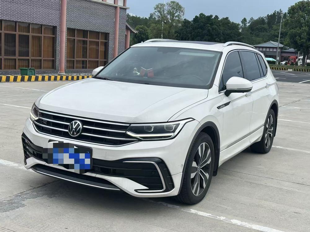 Volkswagen Tiguan L 2022 330TSI automatic two-wheel drive R-Line version