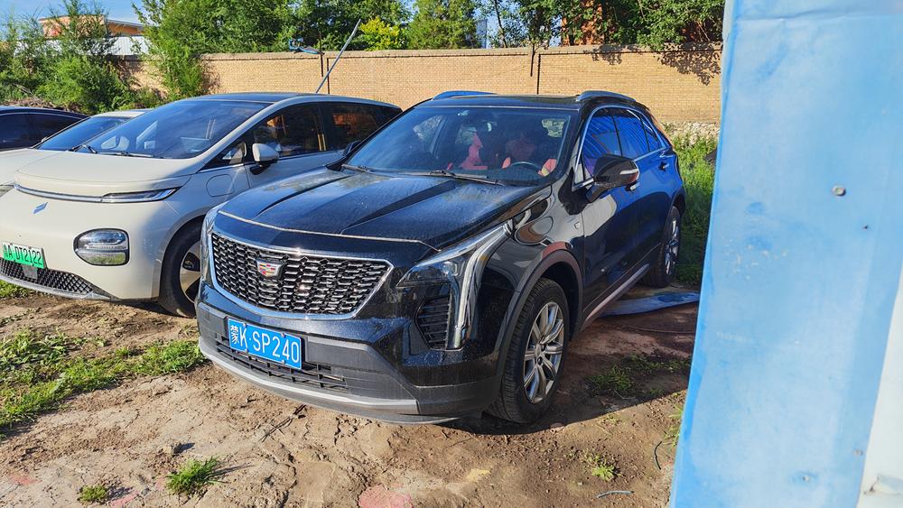 SAIC-GM_Cadillac Cadillac XT4 2020 28T two-wheel drive leading model