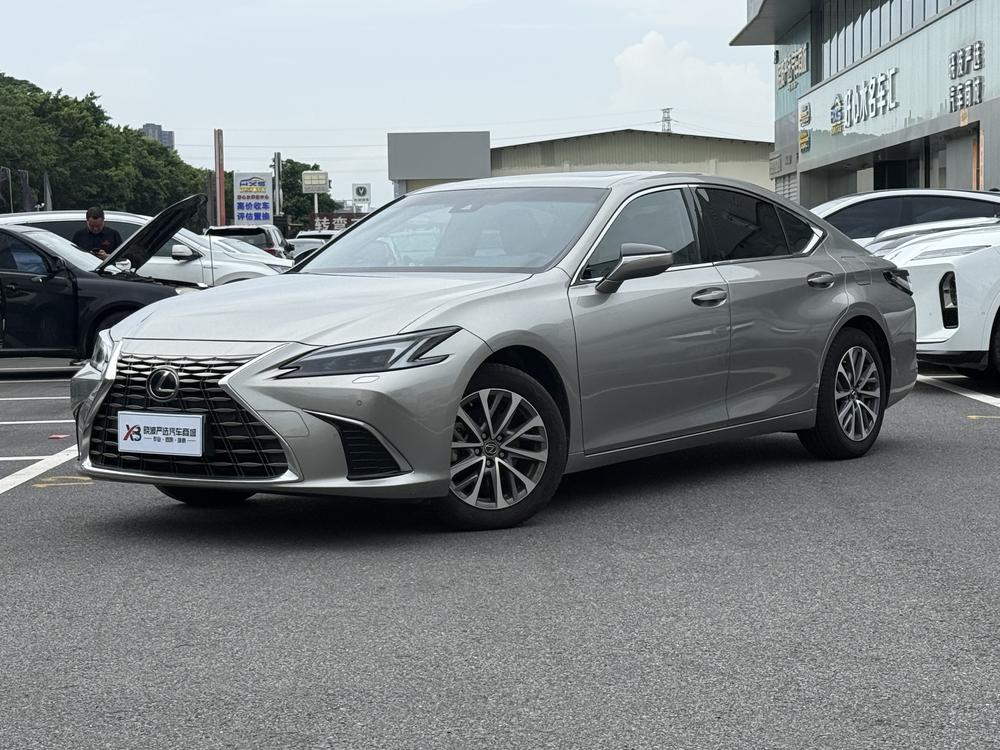 Lexus Lexus ES 2025 200 Premium Edition