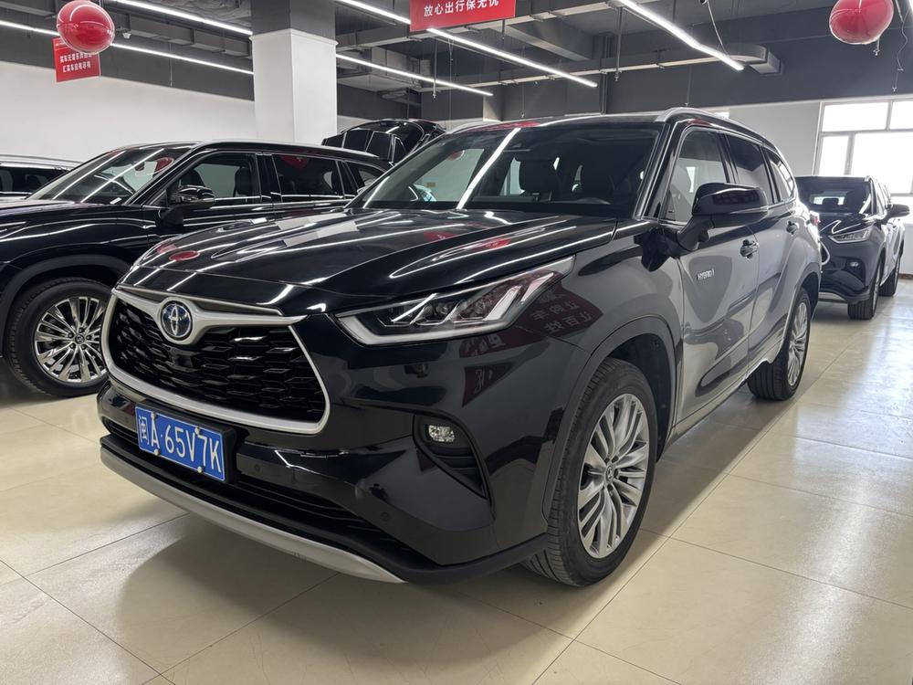 Toyota Highlander 2023 dual engine 2.5L four-wheel drive premium version 7 seats