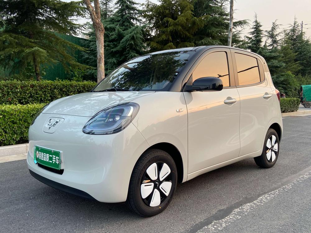 Wuling Wuling Hongguang MINIEV 2025 model 205km lithium iron phosphate four-door version Zhenxiang+ model