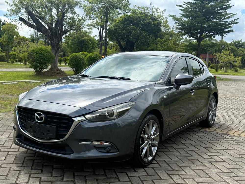 Mazda Mazda3 Angkesela 2019 Cloud Control Edition Hatchback 2.0L Automatic Luxury Type National VI