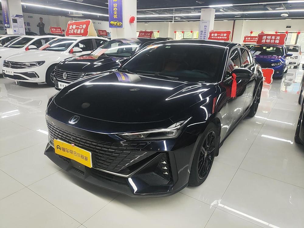 Changan Changan UNI-V 2022 1.5T premium model