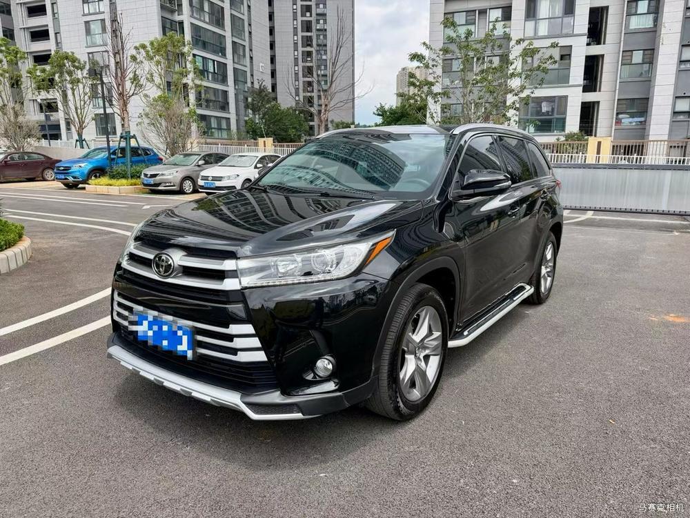 Toyota Highlander 2021 2.0T four-wheel drive luxury version 7 seats