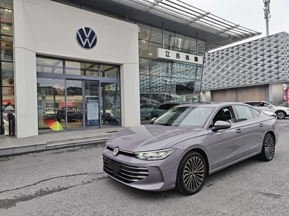 Volkswagen Passat 2025 Pro 380TSI Dragon Edition