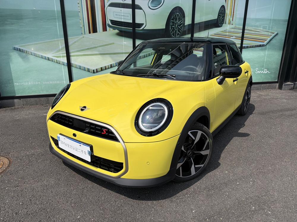 MINI MINI 2025 2.0T COOPER S five-door version Artist