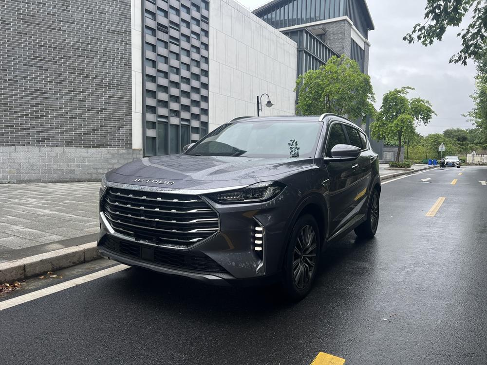 Chery_Automobile Jietu X70 PLUS 2023 Ziqiang Edition 1.5T DCT Ziqiang PRO 7 seats
