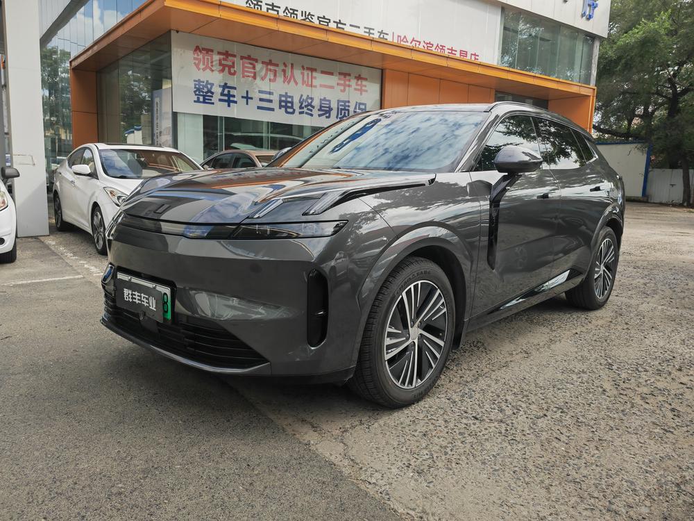 Lynk_&_Co Lynk & Co 08 EM-P 2023 Model 120 Long Battery Life Pro