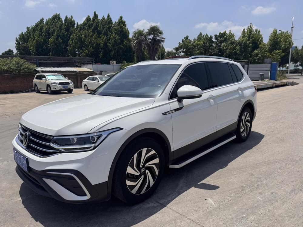 Volkswagen Tiguan L 2023 330TSI 2WD Intelligent Edition