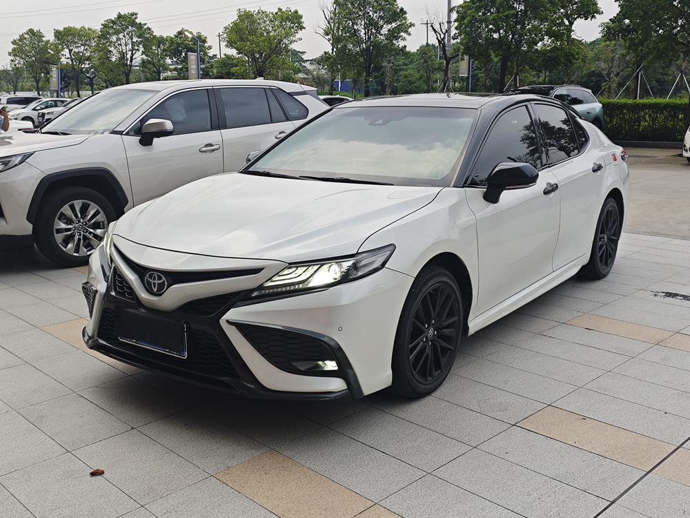 Toyota Camry 2022 2.0S Knight Edition