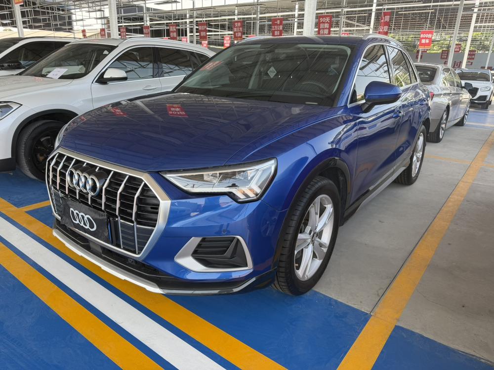 Audi Audi Q3 2019 40 TFSI Fashionable and Elegant