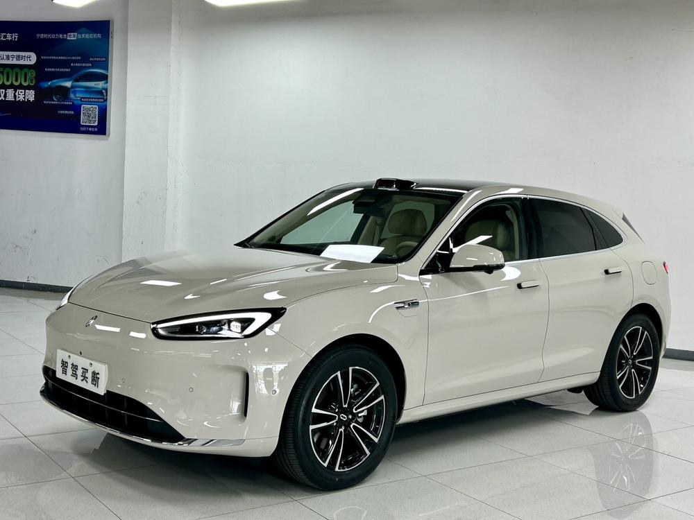 Cyrus_Automobiles Wenjie M5 2025 extended range Ultra rear-wheel drive version