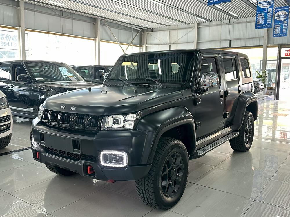 BAIC_Motor Beijing Off-Road BJ40 2024 2.0D Automatic Four-wheel Drive Blade Hero Glory Edition
